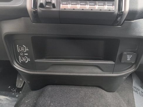 New 2026 RAM 2500 Tradesman AWD/4WD image 27