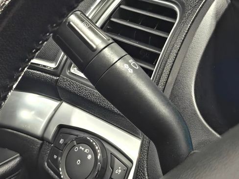 Used 2017 Ford Explorer Limited w/ Equipment Group 301A AWD/4WD image 61