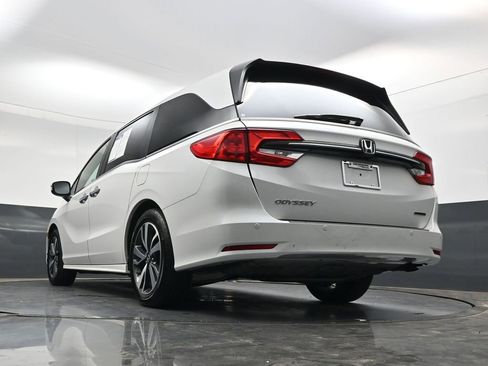 Used 2023 Honda Odyssey Touring image 38