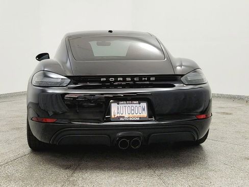 Used 2018 Porsche 718 Cayman GTS RWD image 4