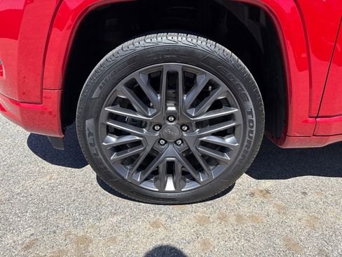 Certified 2022 Jeep Compass Limited AWD/4WD image 9