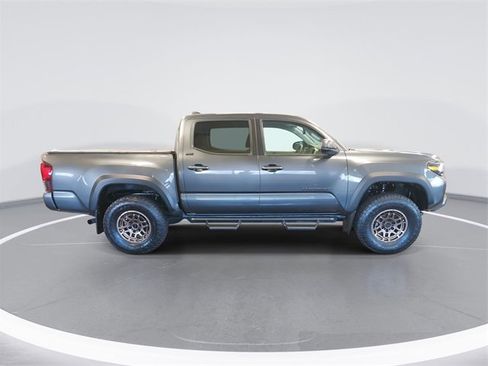 Used 2023 Toyota Tacoma 4x4 Double Cab image 6