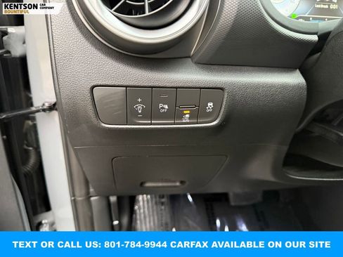 Used 2022 Hyundai Kona Limited image 20