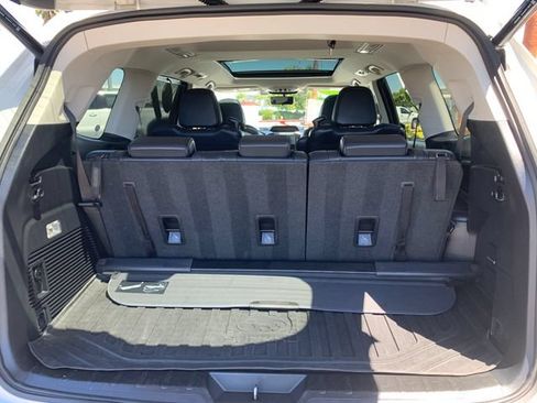 Used 2022 Subaru Ascent Touring AWD/4WD image 10