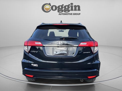 Used 2019 Honda HR-V Sport image 4
