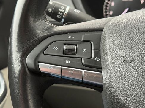 Used 2023 Cadillac XT4 Premium Luxury image 24