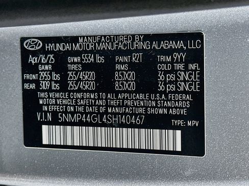 Used 2025 Hyundai Santa Fe Limited FWD image 12