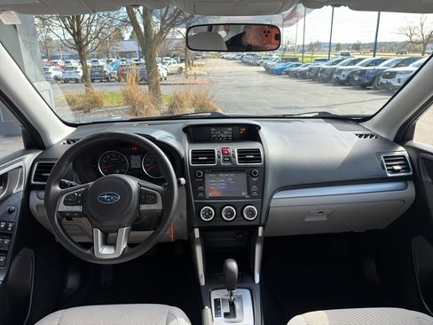 Used 2018 Subaru Forester 2.5i image 31
