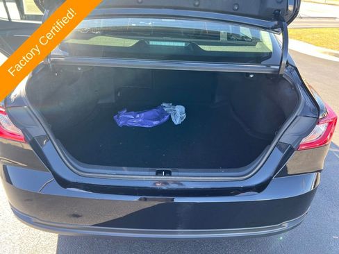 Used 2025 Toyota Camry LE image 24