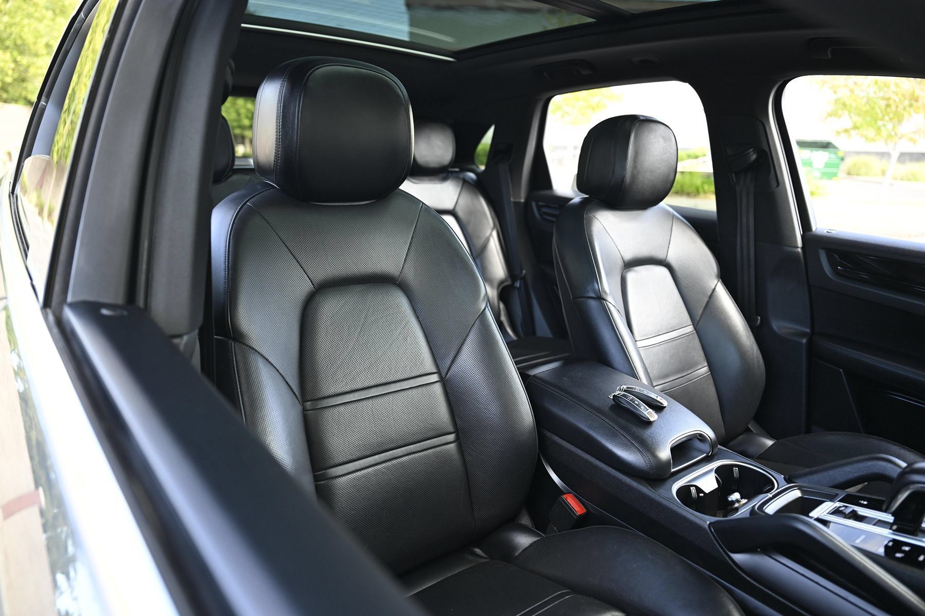 Used 2019 Porsche Cayenne AWD/4WD image 22