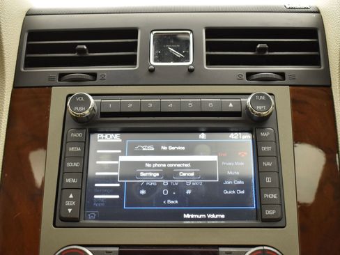 Used 2014 Lincoln Navigator 2WD image 31