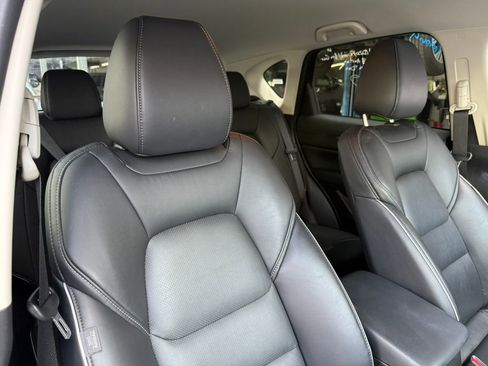 Used 2025 MAZDA CX-5 AWD 2.5 S w/ Select Package image 3