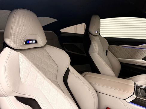 Used 2025 BMW M8 Competition image 39