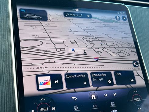 Used 2023 Mercedes-Benz EQE 500 4MATIC Sedan image 18