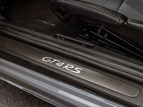 Certified 2023 Porsche 718 Cayman GT4 RS RWD image 17