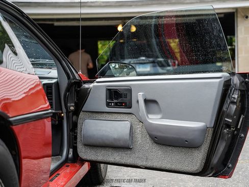 Used 1988 Pontiac Fiero GT RWD image 27