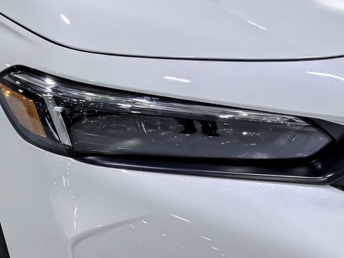 Used 2025 Honda Civic Sport image 10