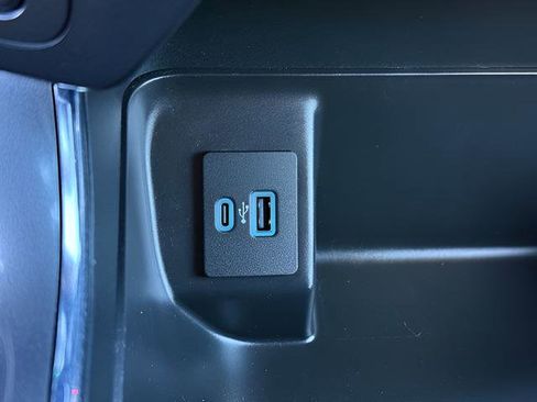 Used 2022 Ford F150 XLT w/ Equipment Group 302A High AWD/4WD image 13