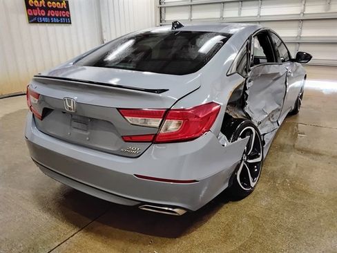 Used 2022 Honda Accord Sport image 3