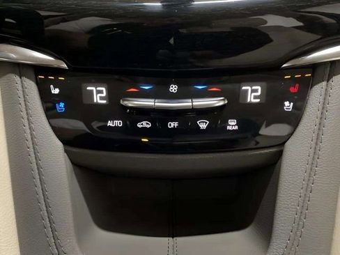Used 2023 Cadillac XT6 Premium Luxury w/ Technology Package AWD/4WD image 58