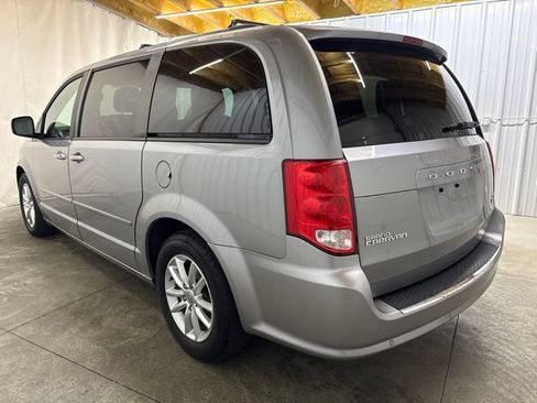 Used 2014 Dodge Grand Caravan SXT w/ Rear Park Assist Package FWD image 8