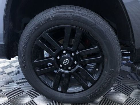 Certified 2019 Toyota 4Runner Limited image 18
