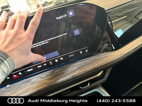 New 2025 Audi Q5 Premium Plus image 13