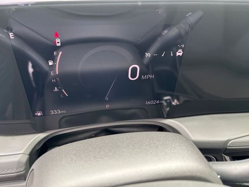 Used 2025 Buick Encore GX Preferred image 34