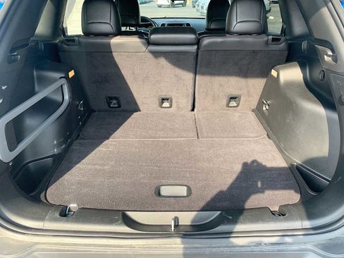 Used 2017 Jeep Cherokee Trailhawk w/ Cold Weather Group image 23