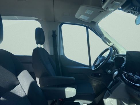 Used 2023 Ford Transit 350 XLT RWD image 22