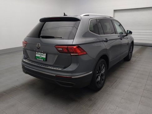 Used 2022 Volkswagen Tiguan SE FWD image 9