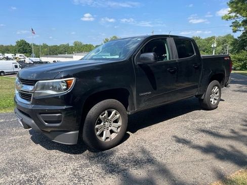 Used 2018 Chevrolet Colorado LT AWD/4WD image 10