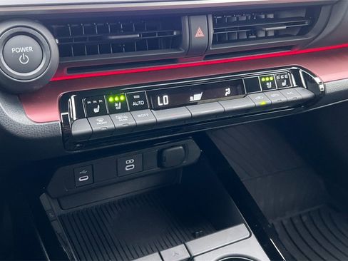 New 2026 Toyota Prius XSE Premium image 21