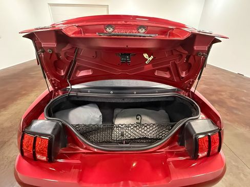 Used 2004 Ford Mustang GT RWD image 69