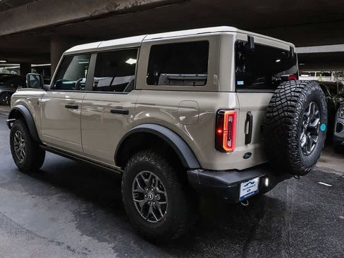 New 2025 Ford Bronco Badlands AWD/4WD image 8