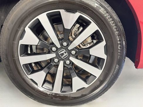 Used 2025 Honda Odyssey EX-L image 30