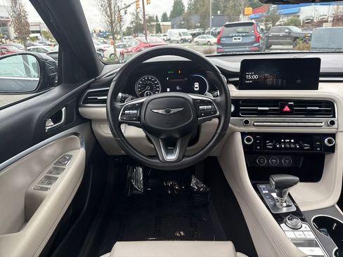 Used 2024 Genesis G70 2.5T image 18