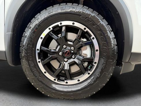 New 2026 Nissan Pathfinder Rock Creek AWD/4WD image 32