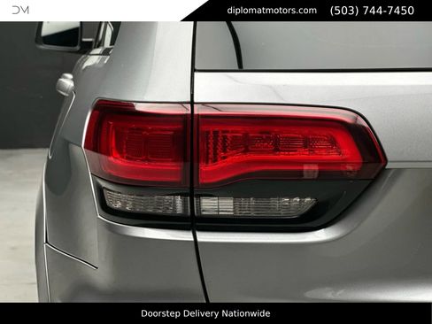 Used 2018 Jeep Grand Cherokee Trackhawk image 16