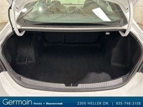 Used 2024 Chevrolet Malibu LT image 31