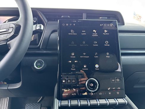 New 2026 GMC Terrain AT4 w/ LPO, Floor Liner Package image 23