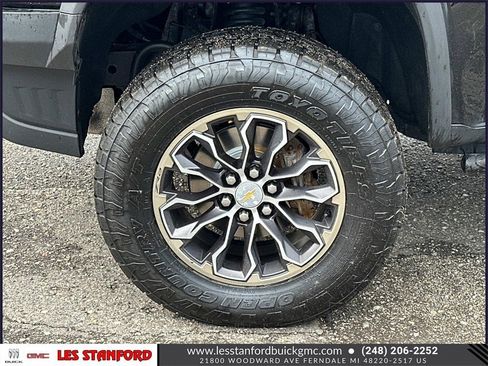 Used 2018 Chevrolet Colorado ZR2 image 10