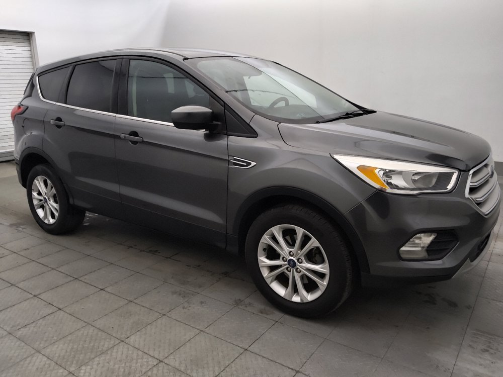 Used 2019 Ford Escape SE FWD image 11