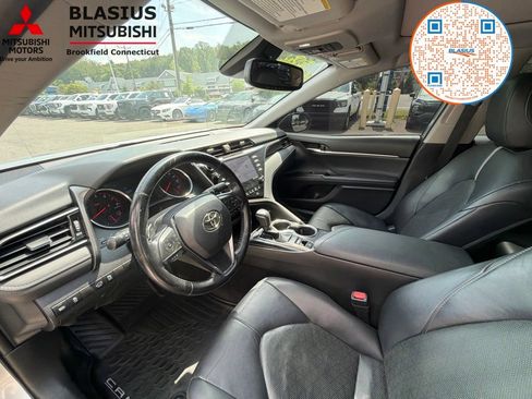 Used 2019 Toyota Camry XSE FWD image 24