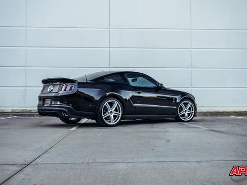 Used 2010 Ford Mustang Shelby GT500 image 19