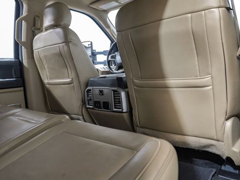 Used 2017 Ford F350 Lariat w/ Lariat Ultimate Package AWD/4WD image 38