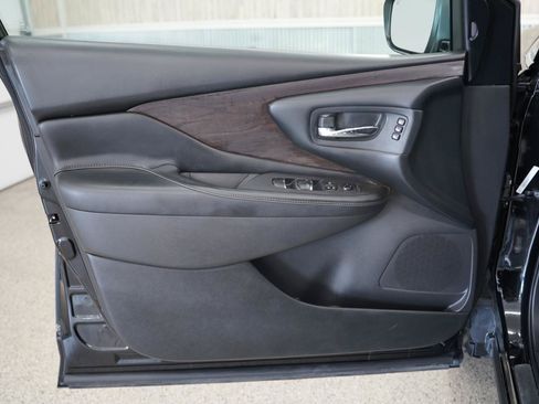 Used 2019 Nissan Murano Platinum w/ Cargo Package FWD image 28