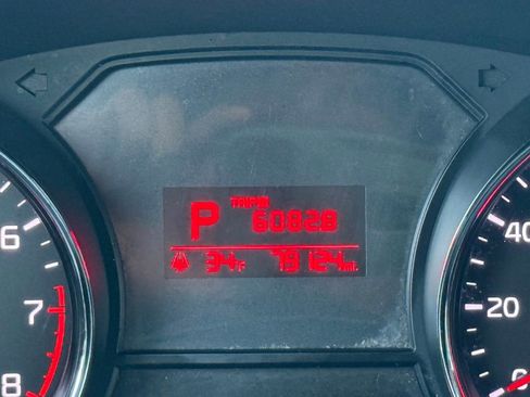 Used 2016 Kia Sedona LX w/ LX Convenience Package image 15