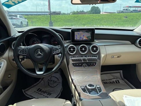 Used 2018 Mercedes-Benz C 300 Sedan image 17