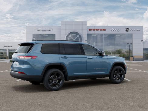 New 2026 Jeep Grand Cherokee L Limited image 30